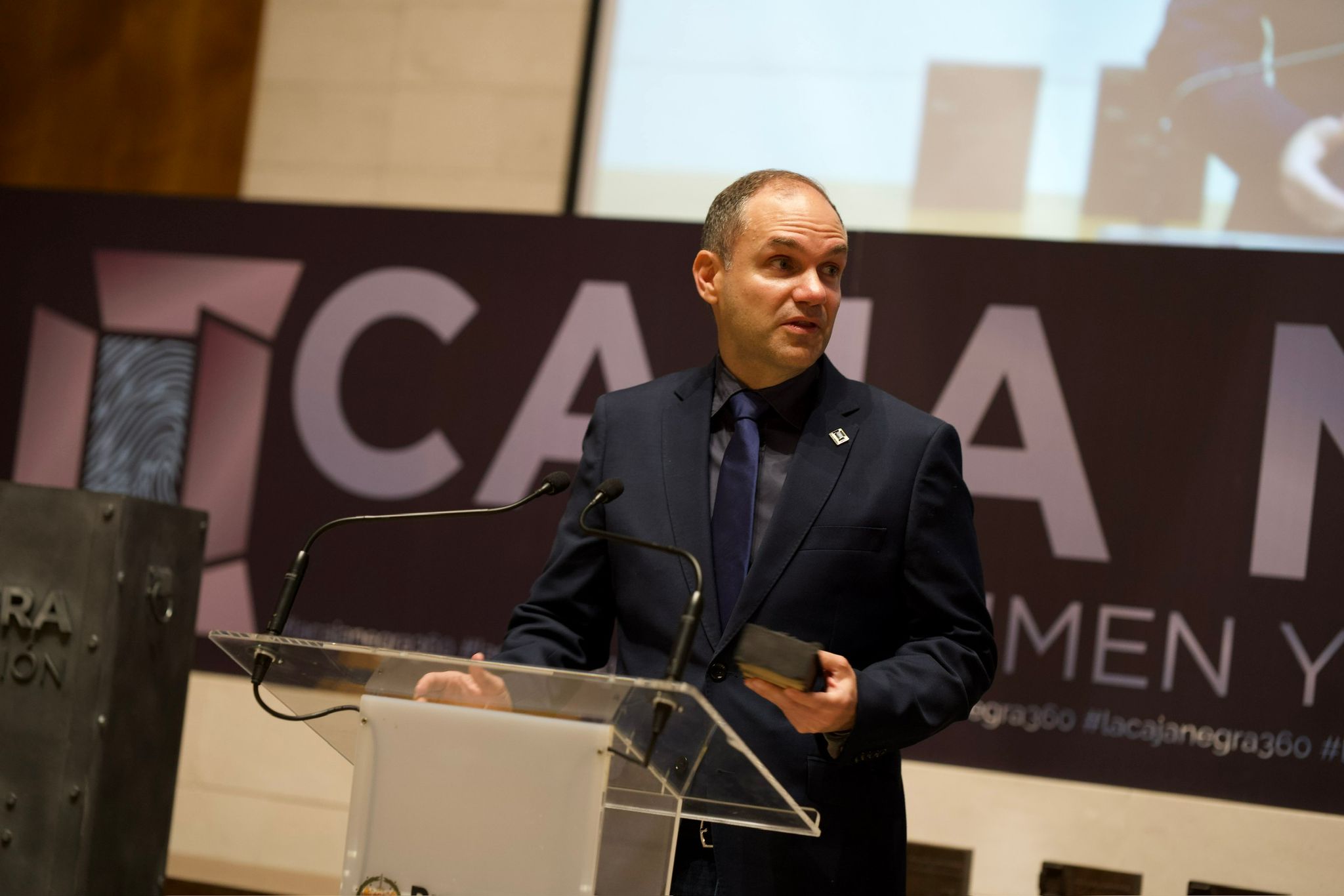 Premios Caja Negra - Abril 2023 - Francisco Pérez Caballero_Evento de criminología en Valladolid